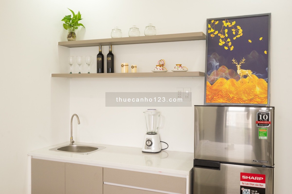 Quận 7 Studio full nội thất cửa sổ lớn thoáng mát