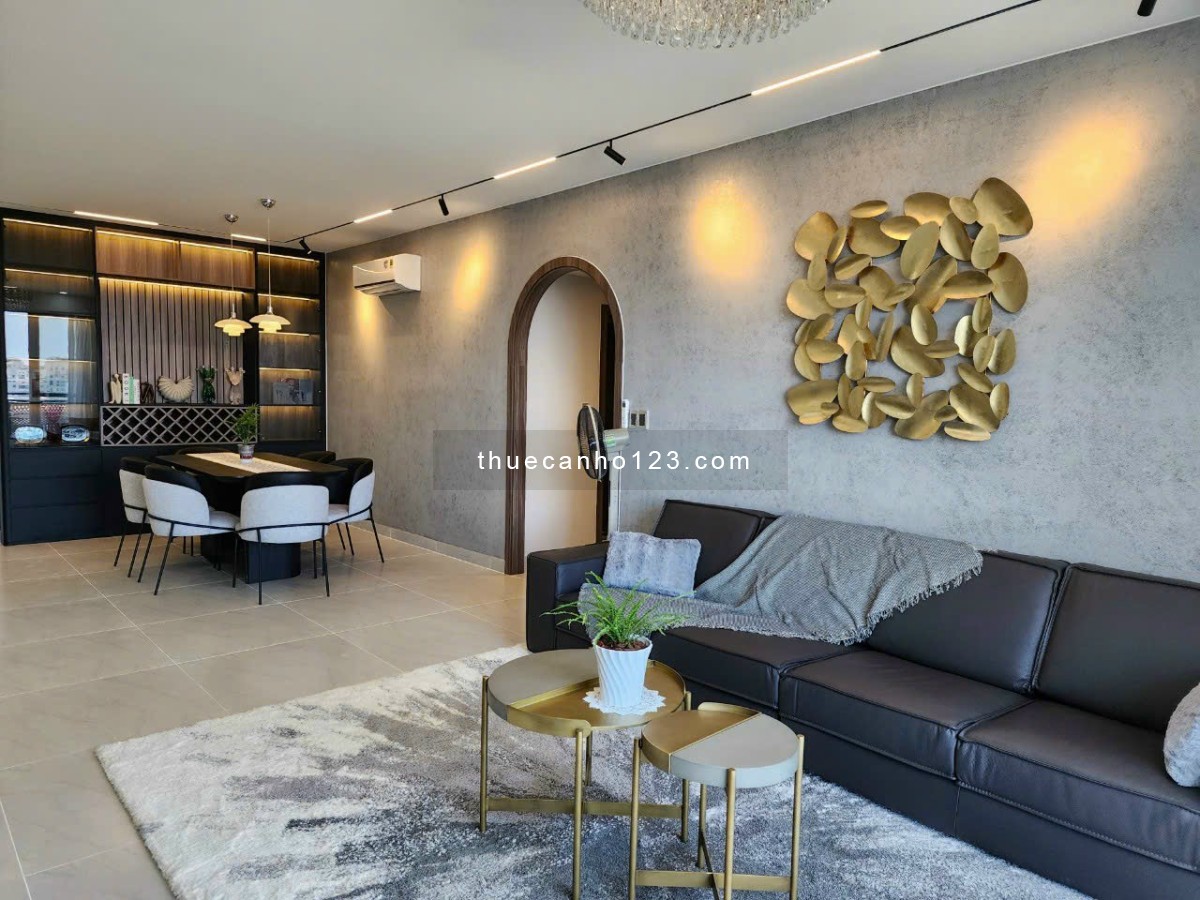 Cho thuê chung cư Sky Garden 3 giá 13 triệu/th, DT 70m2, có sẵn đồ nội thất đẹp