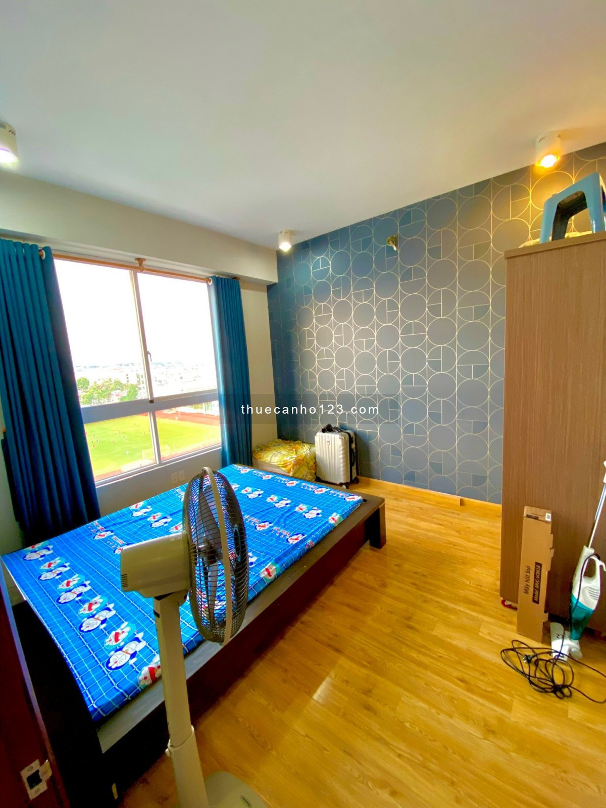 Cho thuê chung cư giá rẻ 2 phòng ngủ , full nội thất dành cho sinh viên ngay đường Phạm Hùng