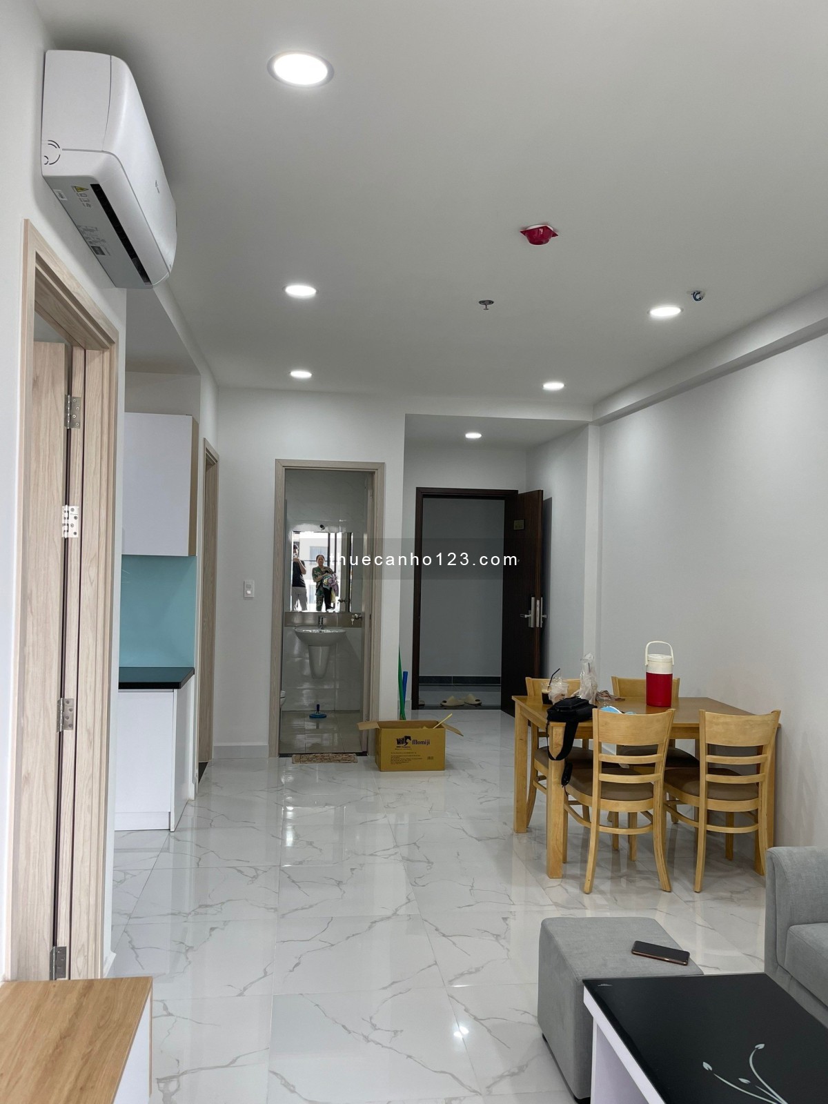 Charm City cho thuê căn hộ 2PN 2WC Full nội thất giá 6tr5