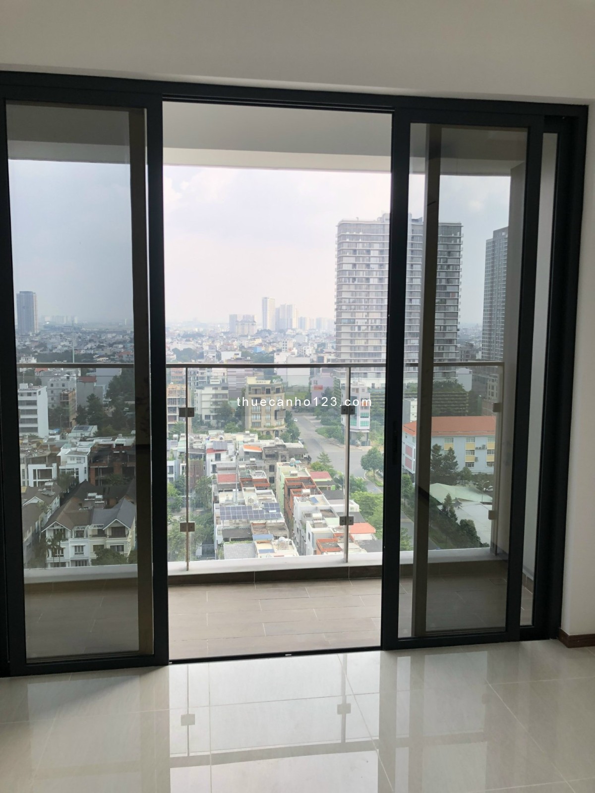 Rẻ nhất One Verandah, 2pn ntcb view thành phố chỉ 14 triệu