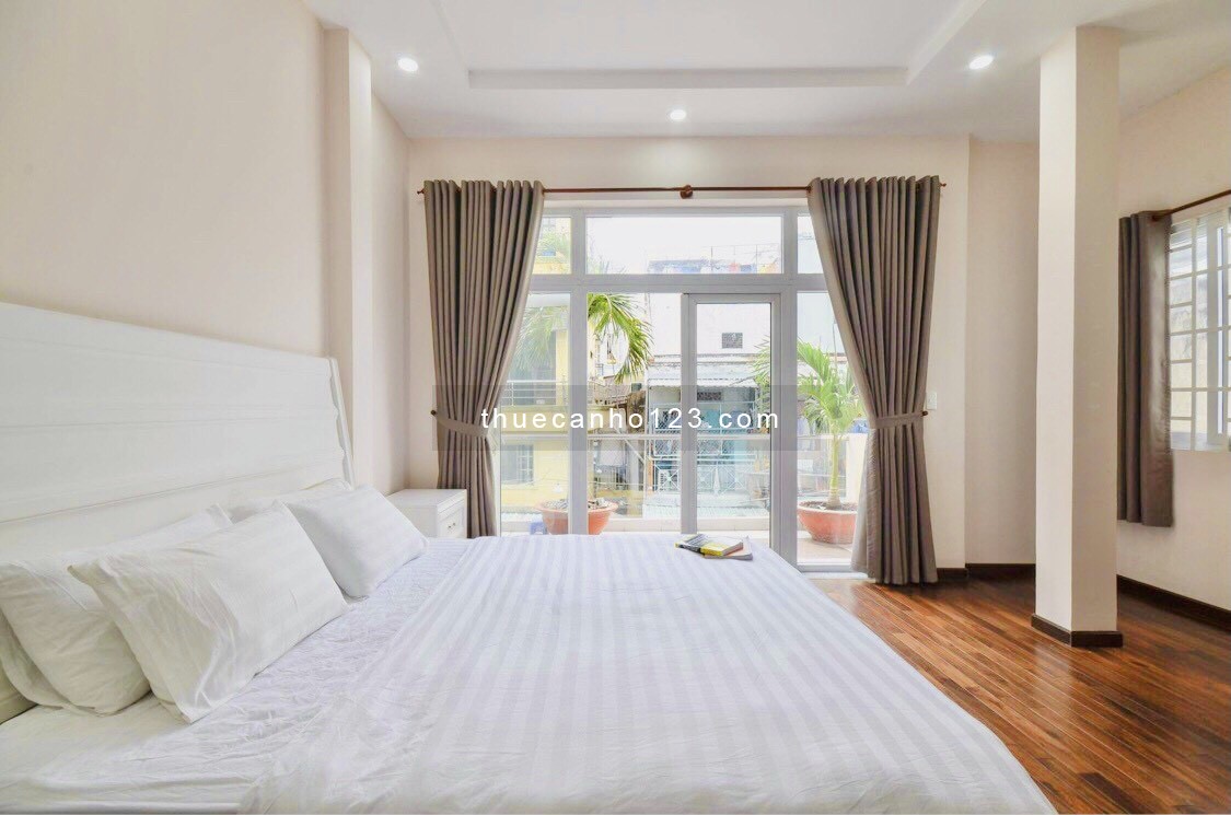 Căn hộ 1PN và studio balcon full NT ngay bờ kè Hoàng Sa Q3