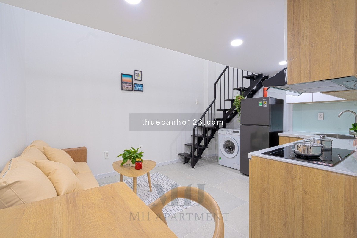 Duplex full nội thất máy giặt riêng ngay trung tâm Quận 7