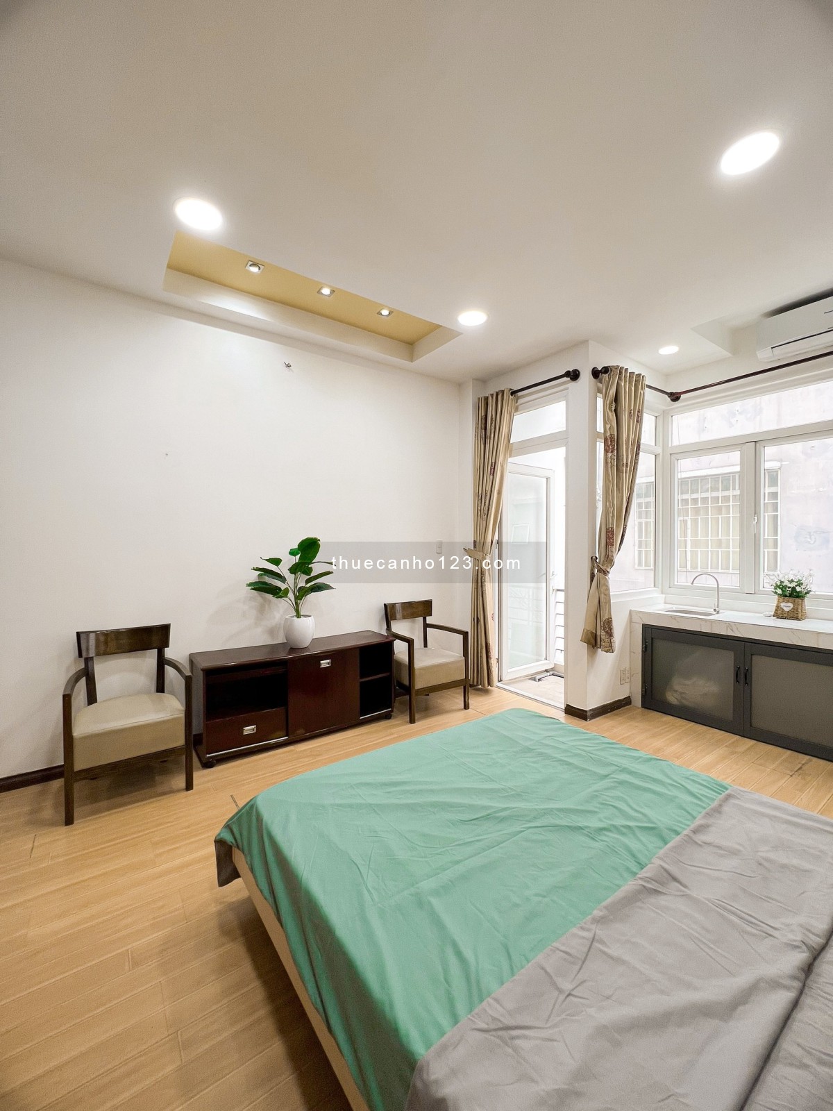 Căn hộ Studio có ban công cửa sổ cạnh đại học Hutech, Hồng Bàng, Landmark 81