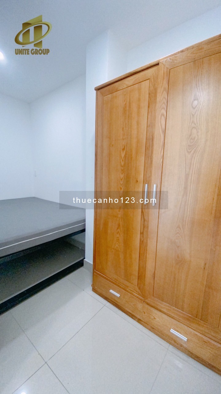 Căn hộ 2 phòng ngủ full nội thất super bancon đón nắng nằm ngay Vĩnh Hội Quận 4