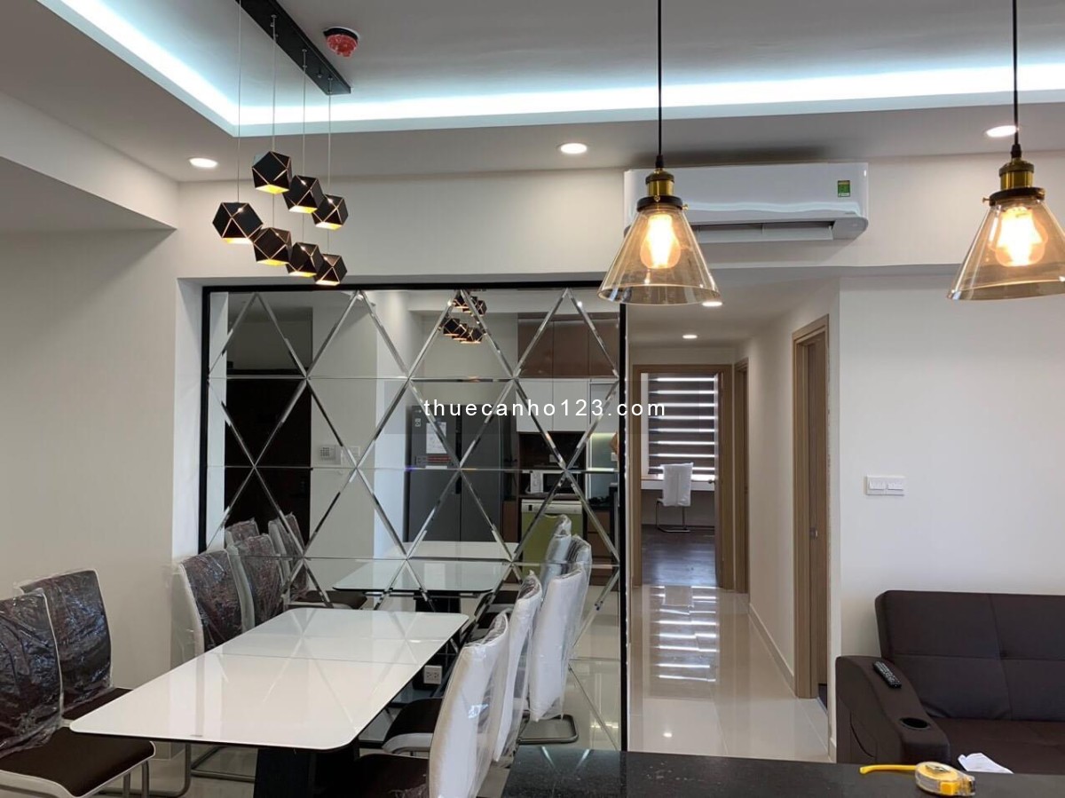 Thuê căn hộ The Sun Avenue 3PN NT cao cấp DT lớn 105m2 View sông giá tốt