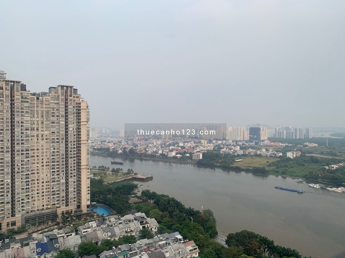 Thuê căn hộ View sông Sunwah Pearl 3PN 129m2 NTCB Giá 42tr thương lượng