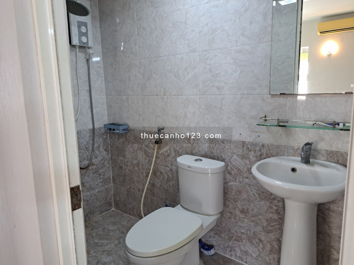 Chính chủ cần cho thuê căn hộ lô thang máy