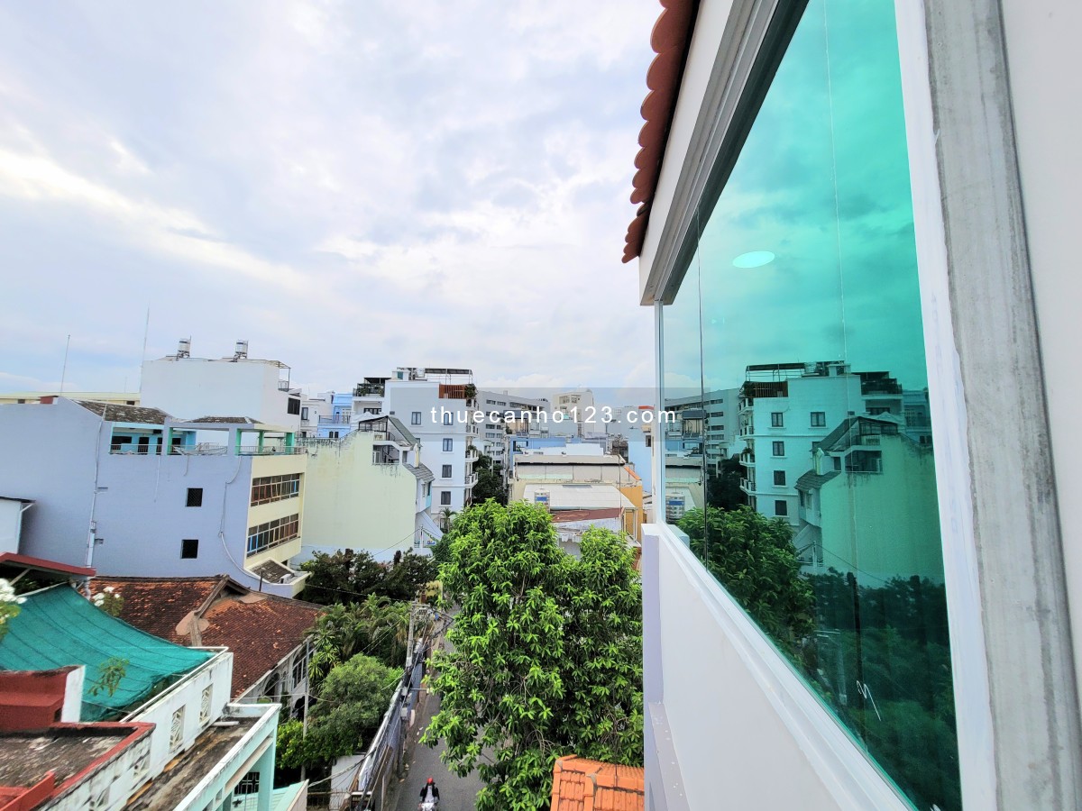 Studio balcony xinh xắn, thoáng mát, kế bên công viên Hoàng Văn Thụ