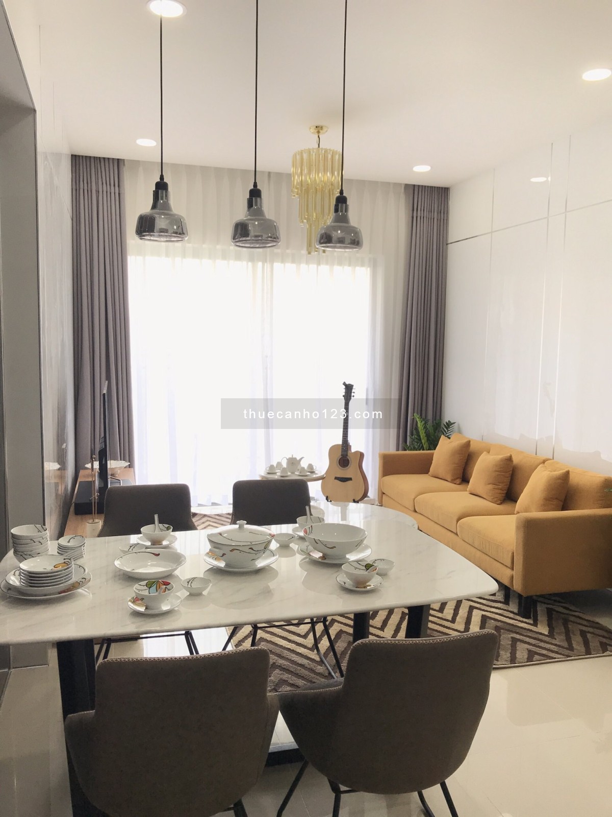 The Sun Avenue cho thuê 3 phòng ngủ - 2WC đầy đủ nội thất 90m2 20 triệu