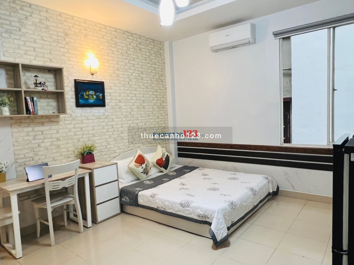 Căn hộ studio full nội thất bếp 27m2.Cạnh Sông SG và Công Viên (Có cho thuê 1-3 Tháng)