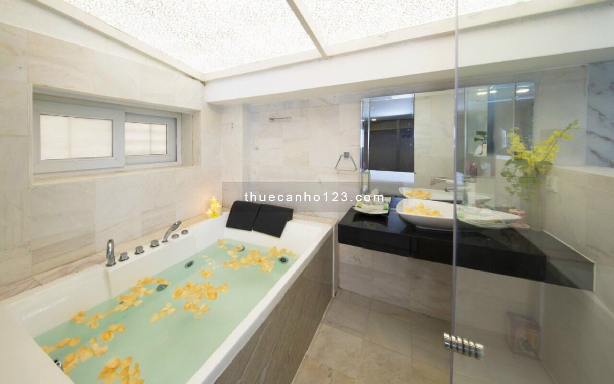 Căn hộ 1Pn ngay cạnh Phú Mỹ Hưng cho thuê giá chỉ từ 7.8 triệu/tháng - có ban công, có bồn tắm xịn