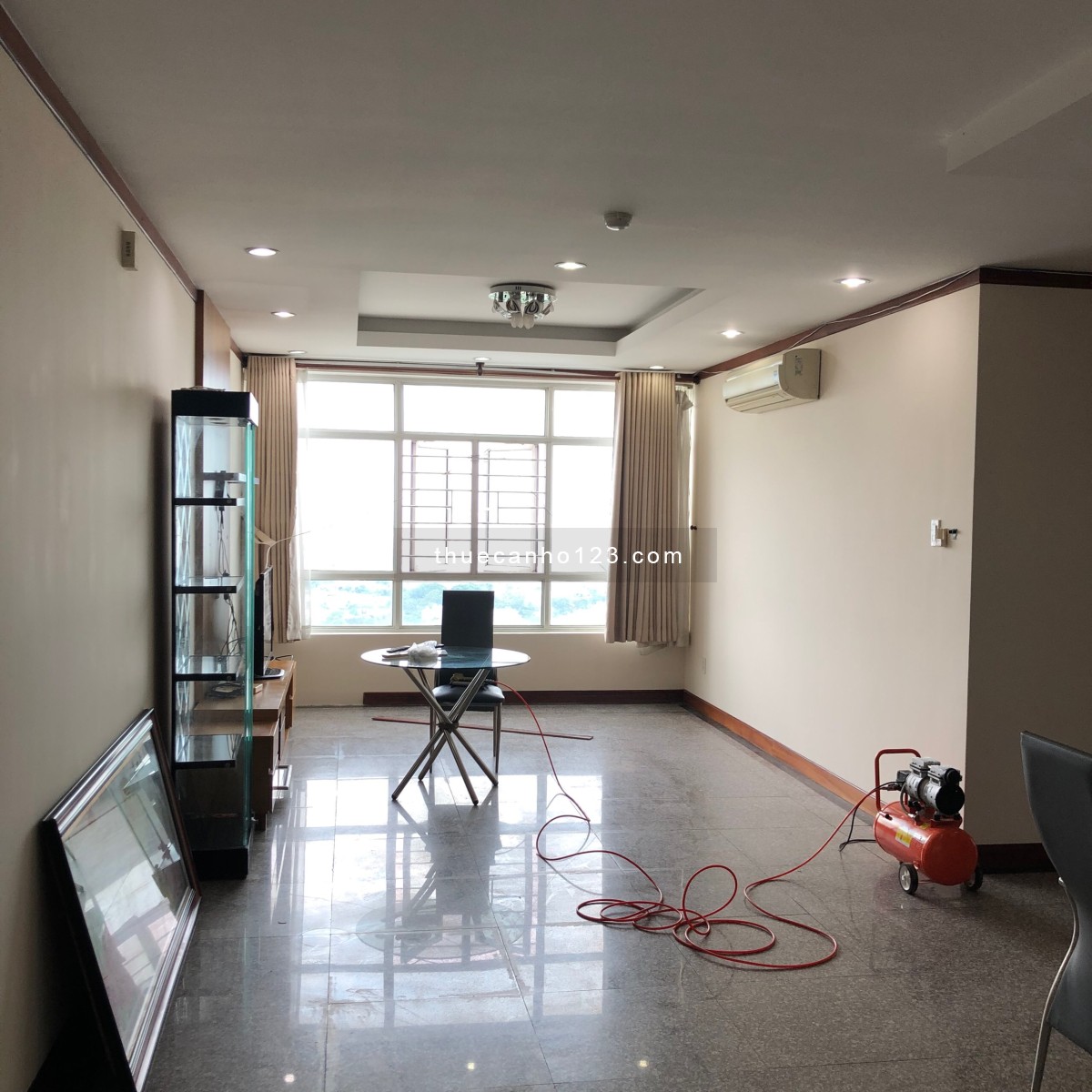 Cho thuê căn hộ chung cư Giai Việt Tạ Quang Bửu Q.8, có 3 Phòng ngủ, dt 150m, giá 13.5 tr/th
