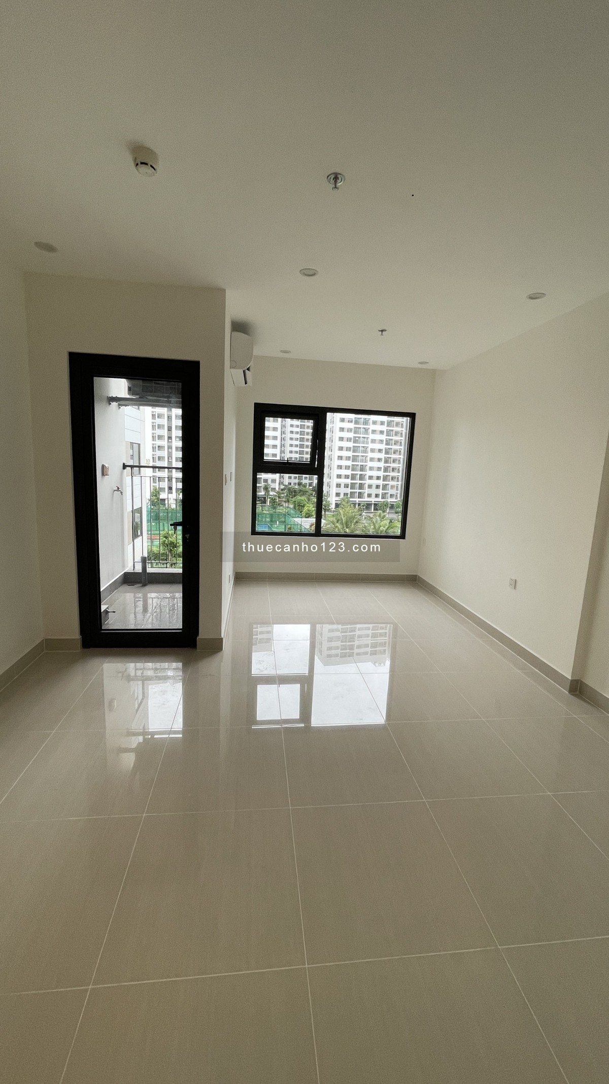 Cho thuê căn studio chỉ 4 triệu tại Vinhomes Quận 9