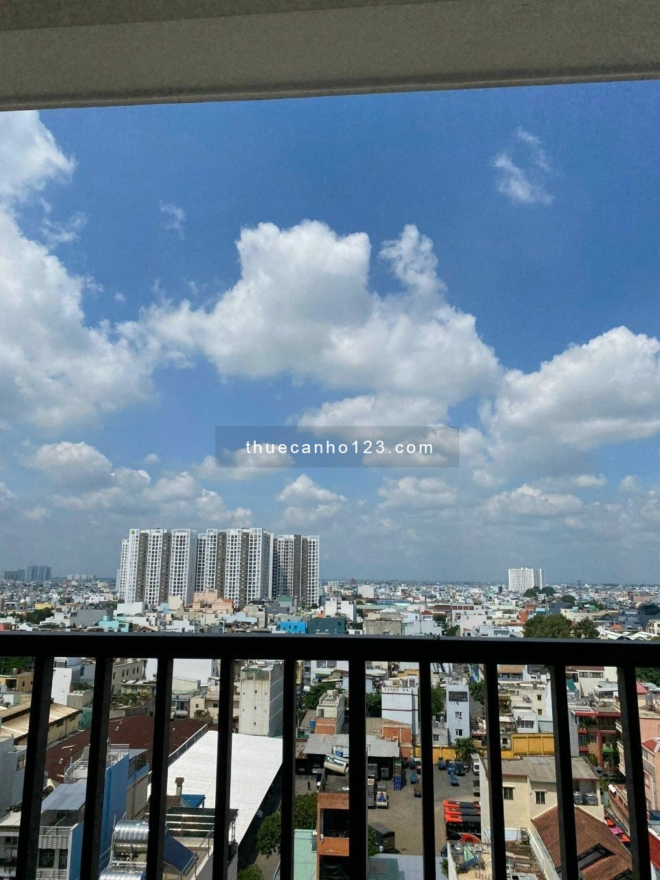 Cần cho thuê căn hộ Carillon5 Tân Phú, 70m2, 2pn giá chỉ 9tr/thang
