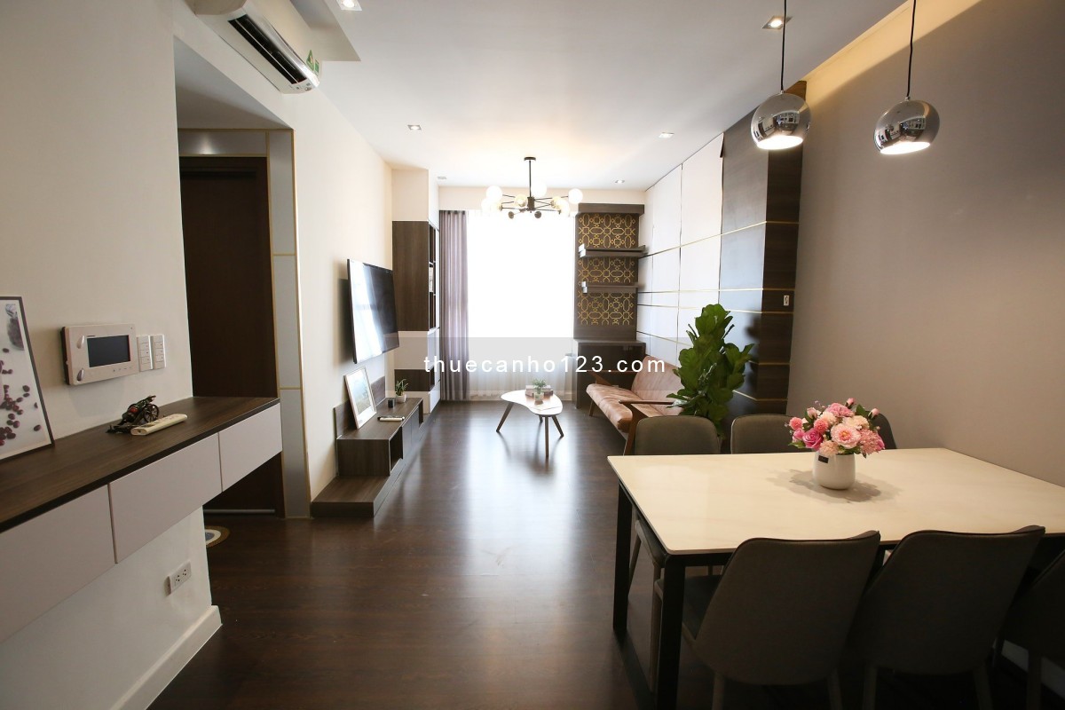 Cho thuê Saigon Royal 2pn2wc nhà đẹp giá tốt full nội thất
