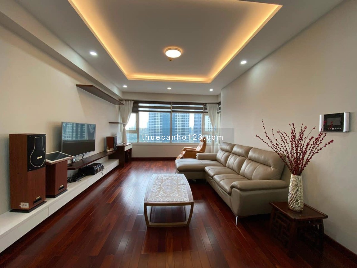 Cho thuê căn hộ Saigon Pearl, 3 phòng ngủ,lầu cao view sông, nội thất hiện đại giá 28 triệu/tháng