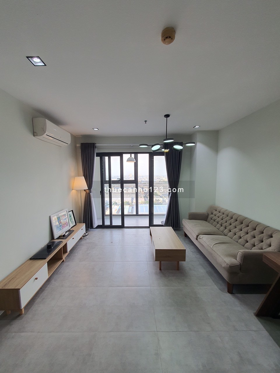 Cho thuê căn hộ Charm plaza từ 01 PN đến 03 PN, full nội thất