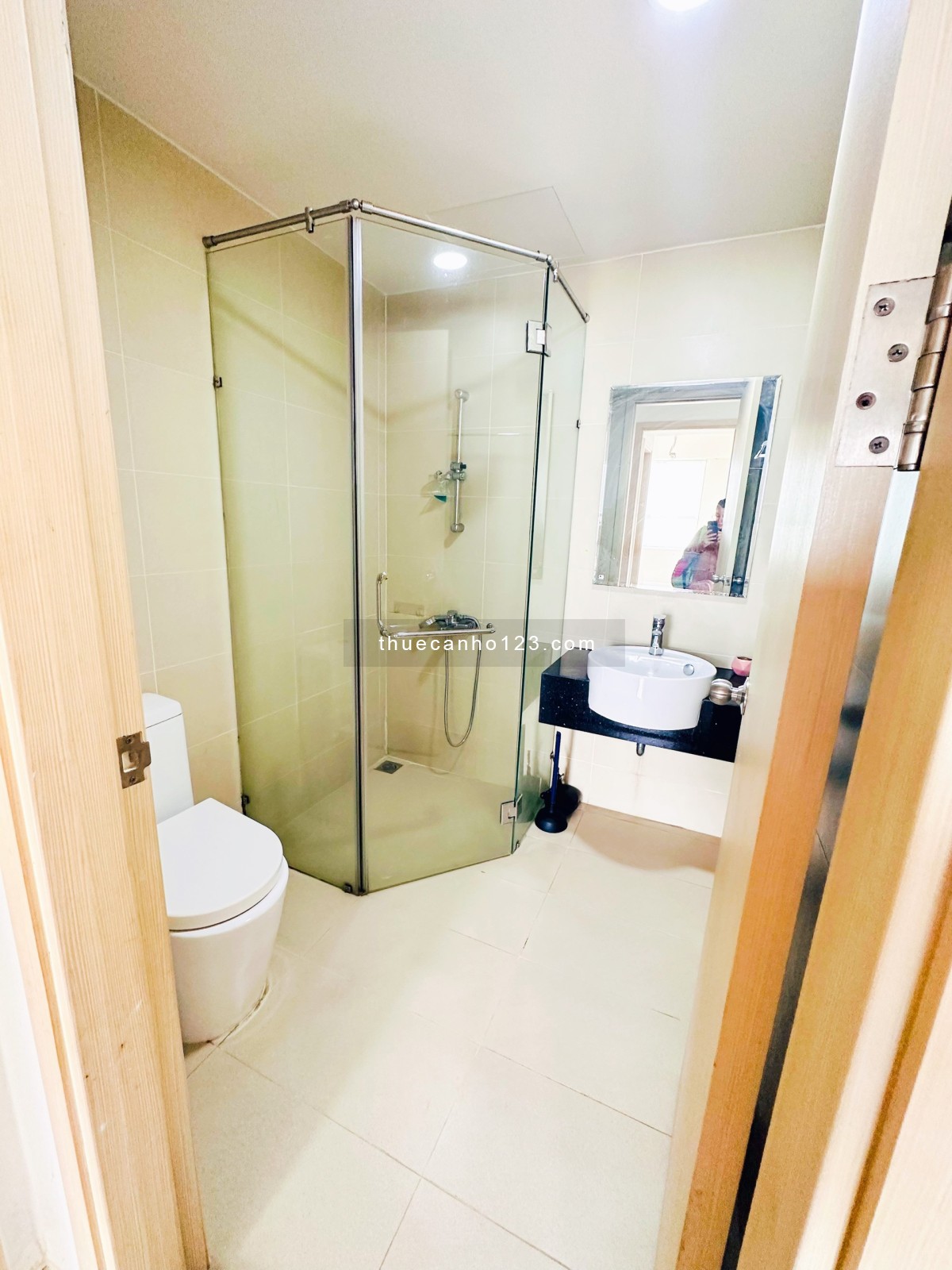 Chính chủ cho thuê CHCC Celadon Emerald 71m 2PN, 2WC full nt 12tr ở liền LH: 0944904190 DUY PHONG