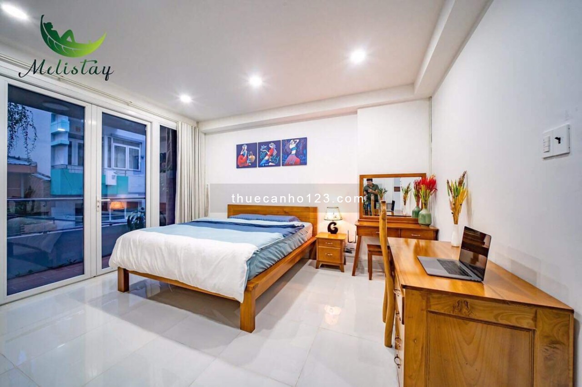 Căn Hộ Ban Công Mới 100%_Full Nội Thất_Ban Công_Ngay Bến Bạch Đằng_Quận 1