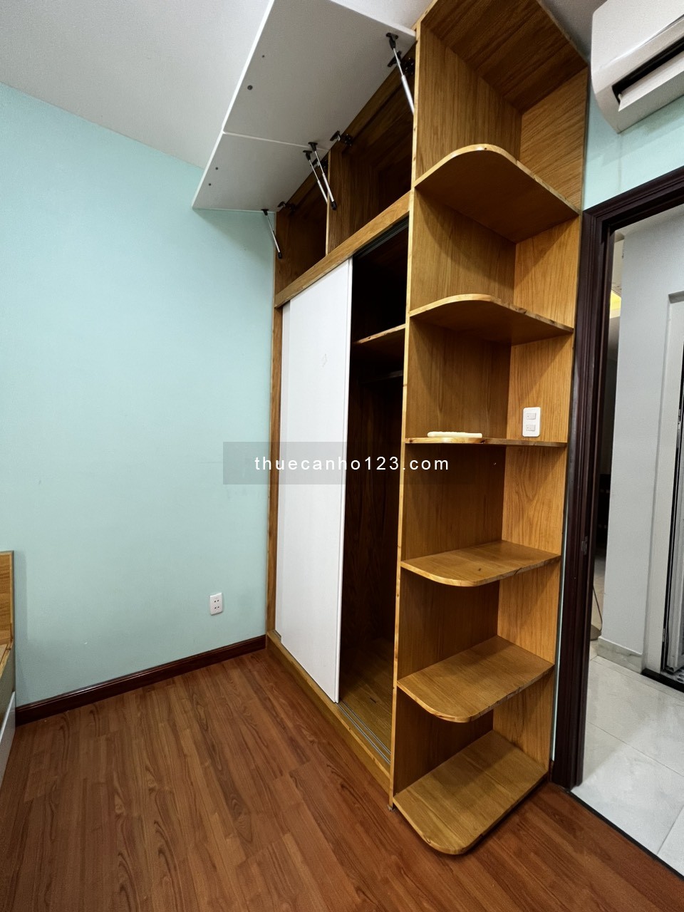 Cho thuê căn hộ Orchard Gaden 73m2 2 phòng ngủ view công viên Gia Định