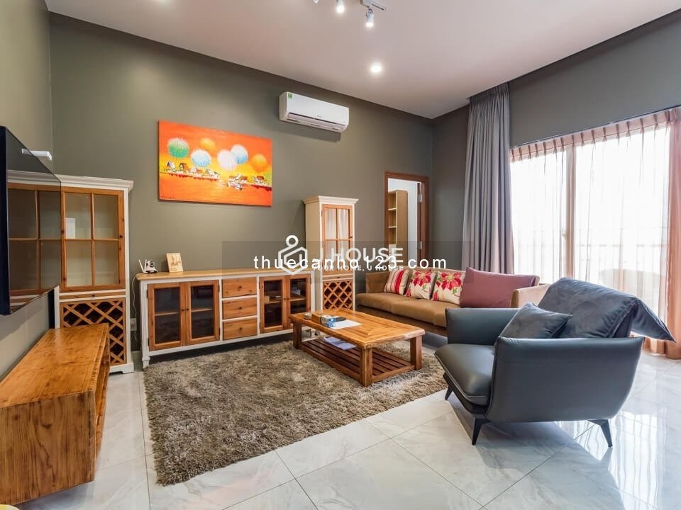Cho thuê căn hộ Sun Village 120m2/3PN giá chỉ 20 tr/tháng đủ nội thất 0908879243 Tuấn