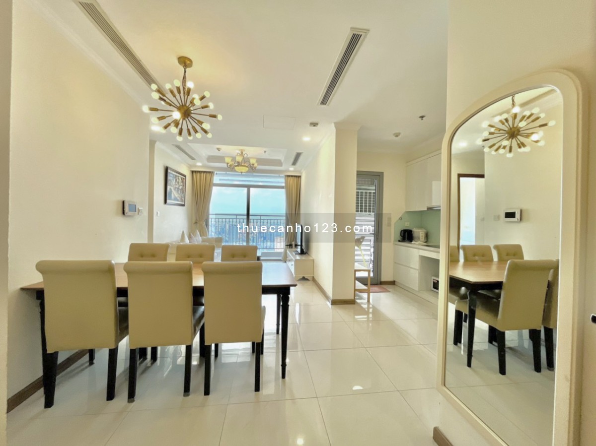 Cho thuê căn hộ VINHOMES CENTRAL PARK 2PN GIÁ 18tr