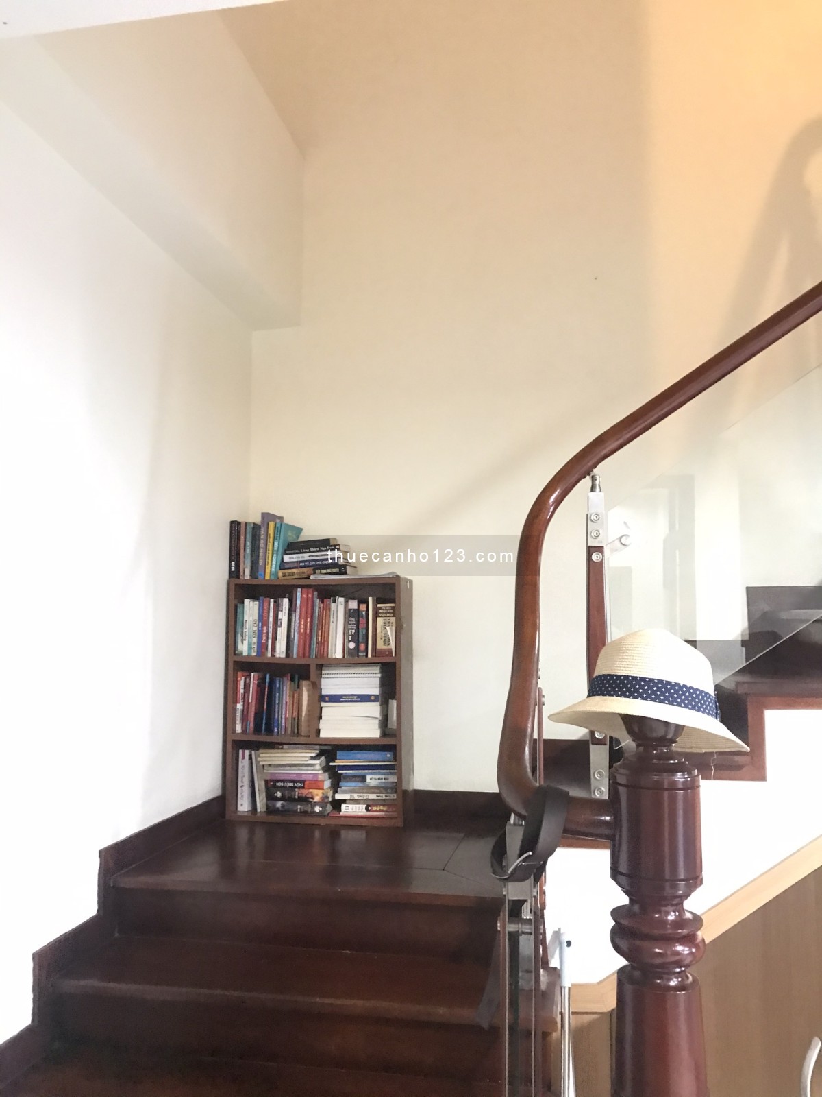 Cho thuê căn duplex Tòa A Chung cư Goldenland