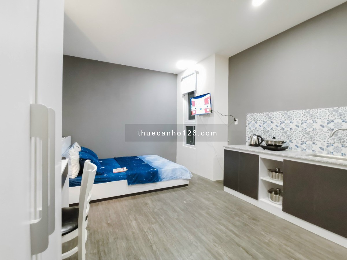 Căn hộ full nội thất tone xanh mát mẻ Trần Bình Trọng Quận 5