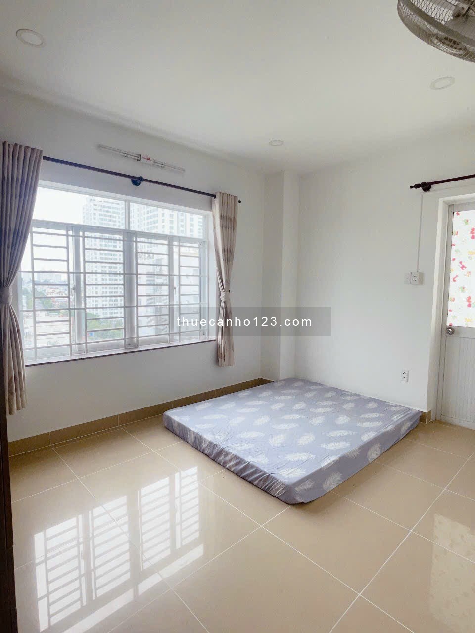 Cần cho thuê căn hộ chung cư Him Lam Nam Khánh , Quận 8