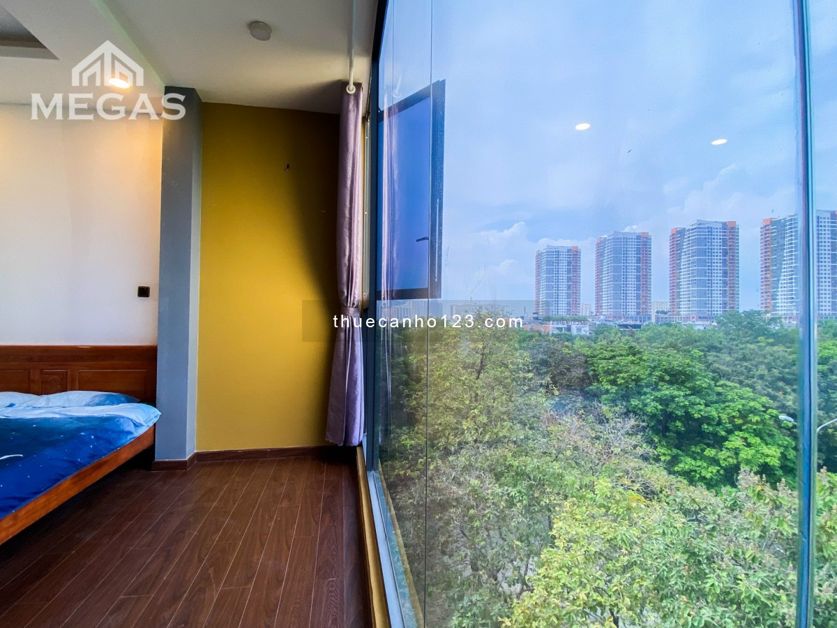 Cho thuê căn hộ Studio cửa sổ kính lớn view đẹp ngay Trương Văn Bang cách Sala 5p - Quận 2