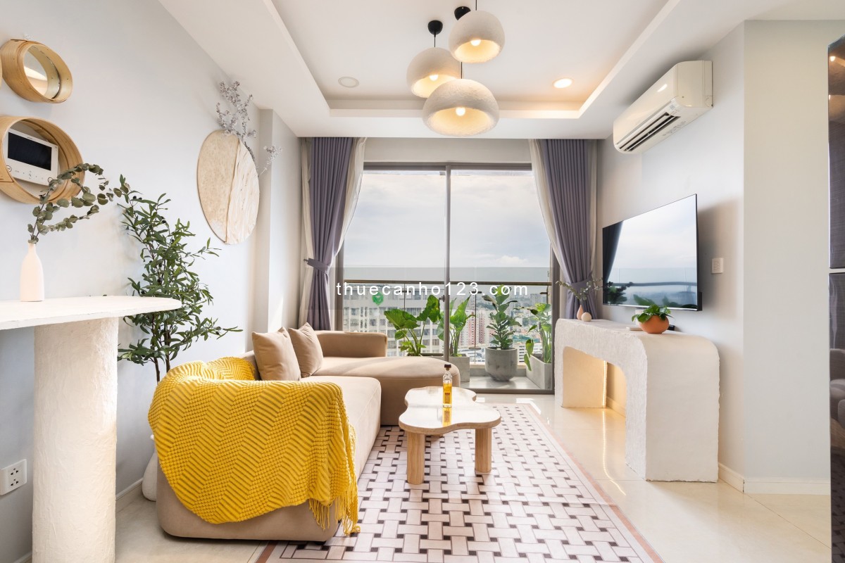 Cho thuê căn hộ Sky Center Tân Bình, full nội thất, giá 11TR, nhà đẹp, nhận liền. LH: 0939.125.171