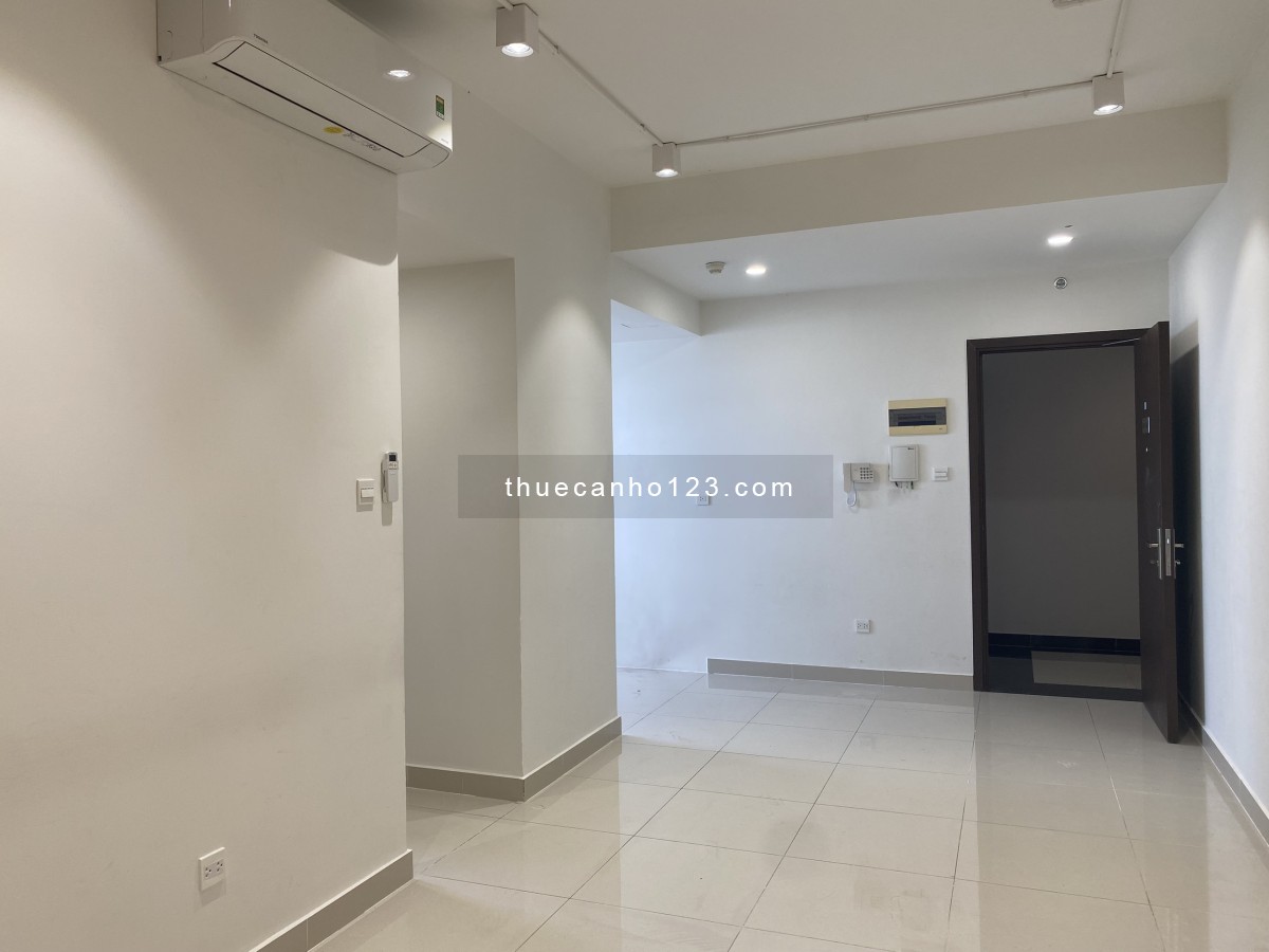 Cho thuê Văn phòng trống The Sun Avenue – 51m2, NTCB chỉ 12 triệu, vào ngay
