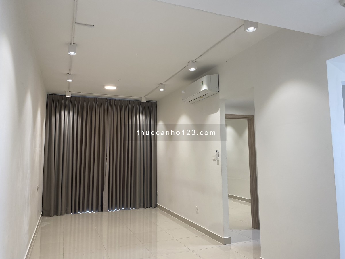 Cho thuê Văn phòng trống The Sun Avenue – 51m2, NTCB chỉ 12 triệu, vào ngay