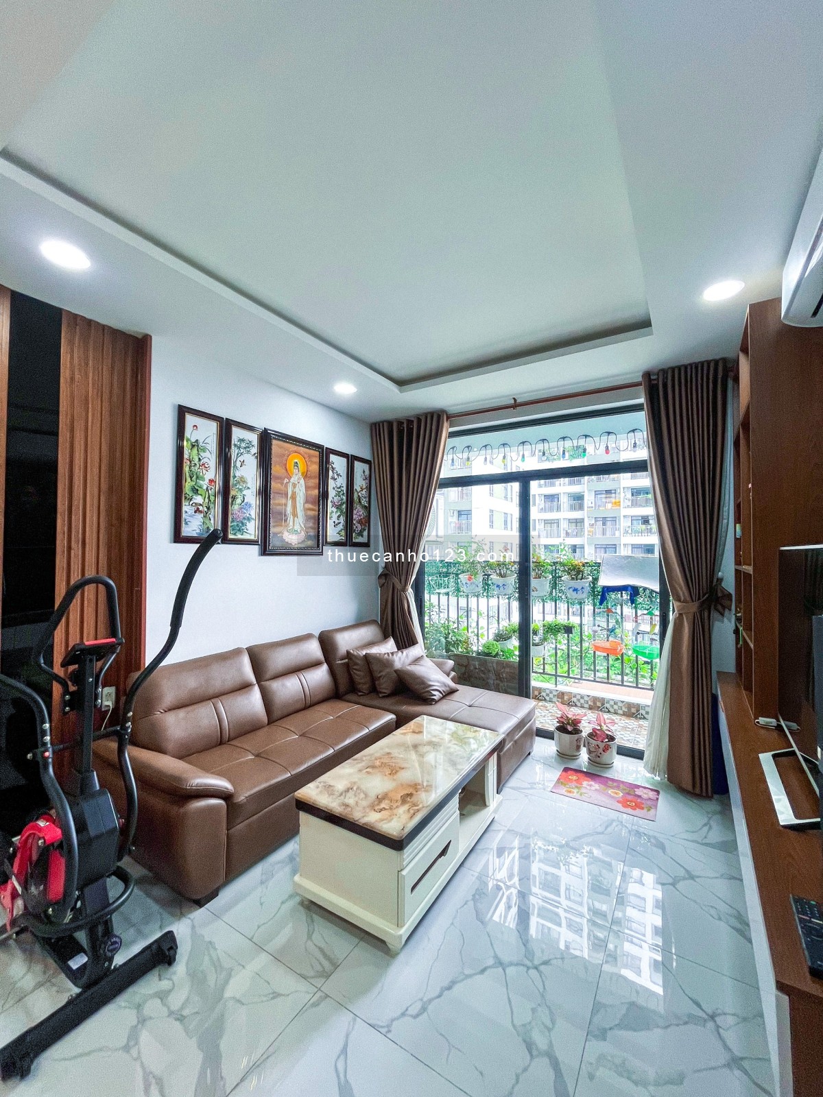 Cho thuê căn 3PN/87m2 tầng cao full nội thất tại Central Premium Q8 giá chỉ 18 triệu/tháng