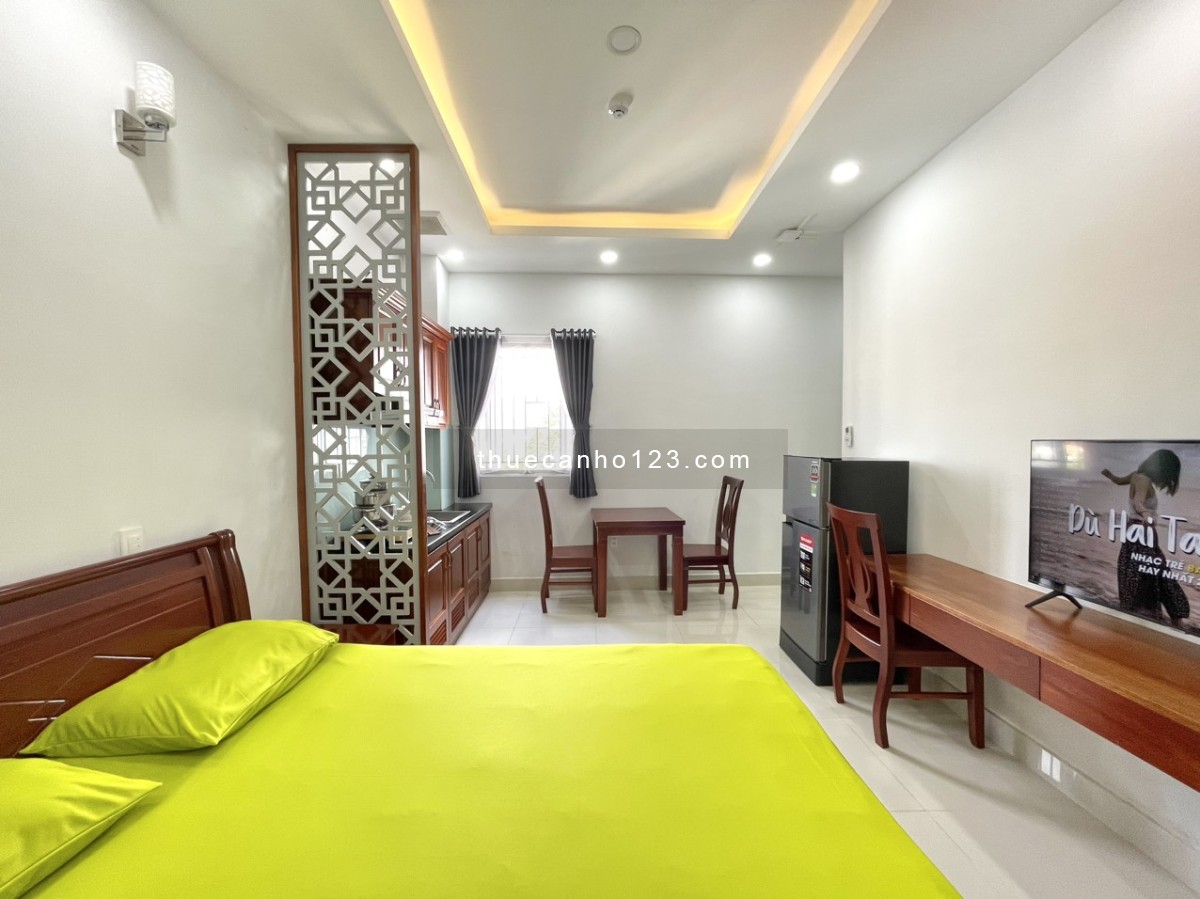 CĂN HỘ CAO CẤP MỚI XÂY, NỘI THẤT MỚI TINH, CỬA SỔ SIÊU THOÁNG NGAY NGÃ TƯ LÊ VĂN SỸ TRẦN QUANG DIỆU