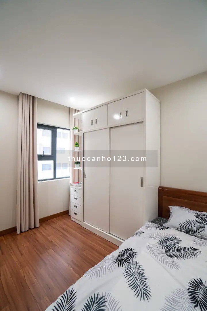 Cho thuê căn hộ Goldseason 47 Nguyễn Tuân, 2 ngủ, 2 vệ sinh. Full nội thất