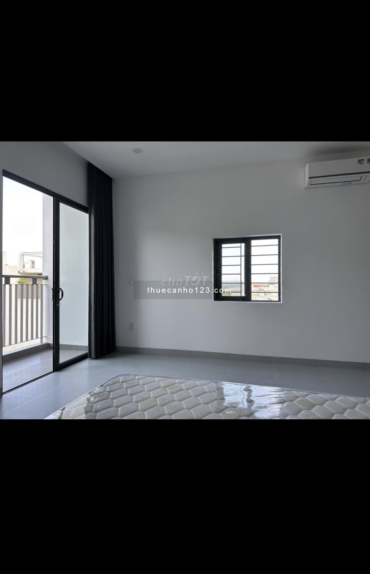 Full nội thất căn hộ 50m2, mới toanh chưa qua sử dụng, giá rẻ view thoáng mát gần núi biển