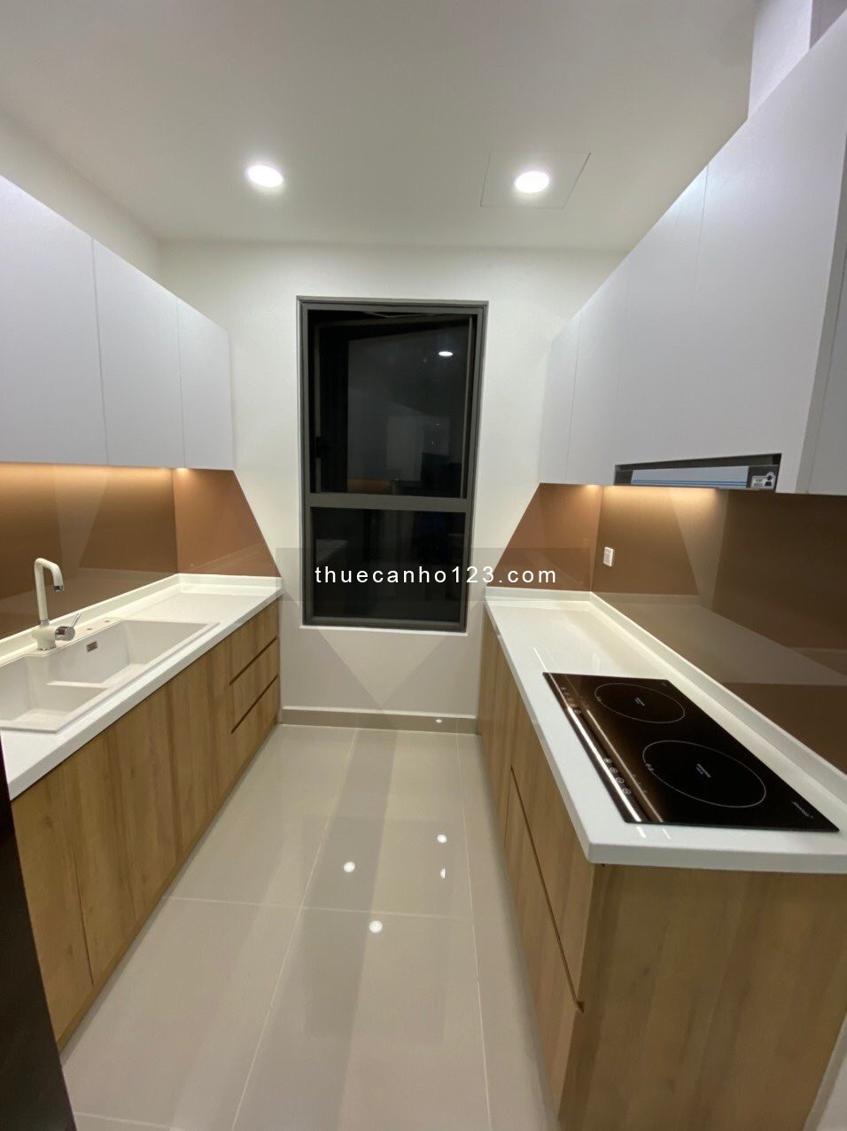 Thuê The Sun Avenue Quận 2_Căn hộ 3PN_96m2_Full NT đẹp_View sông_Giá 21tr