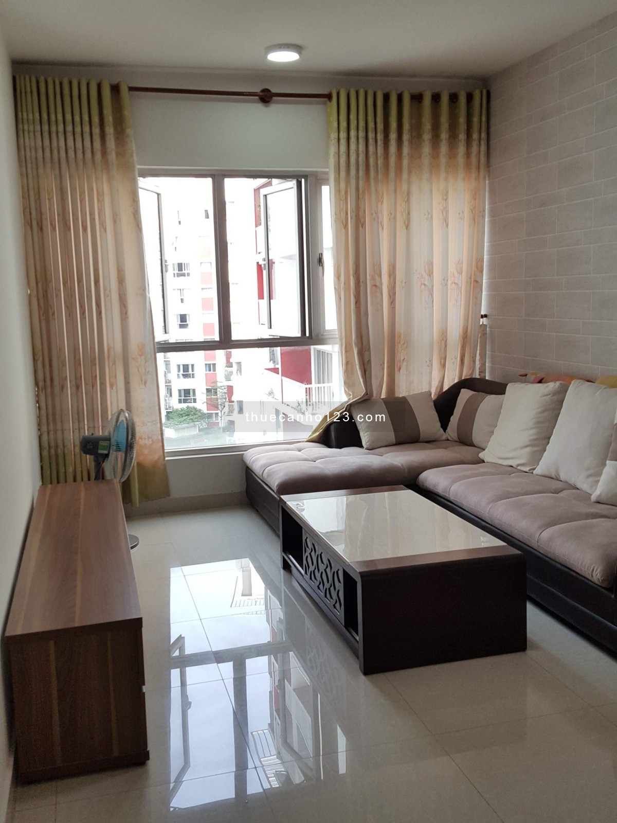 Cho thuê căn hộ Celadon Q.Tân Phú, 3pn 2wc, 80m2, full nội thất