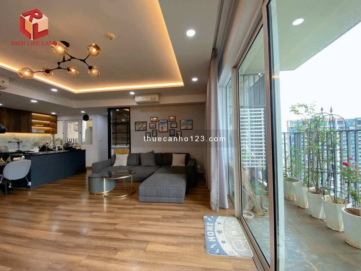 Vista Verde - Nhà đẹp - 3 phòng ngủ - Full nội thất - Tầng cao - View sông - Giá 30 triệu