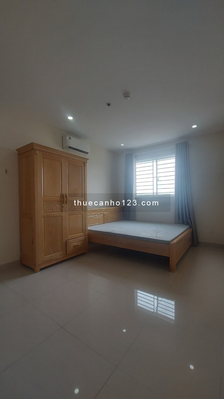 Cho thuê căn 2 phòng ngủ La Casa, Lê Thị Chợ, Phường Phú Thuận, Quận 7 giá 10,5 triệu