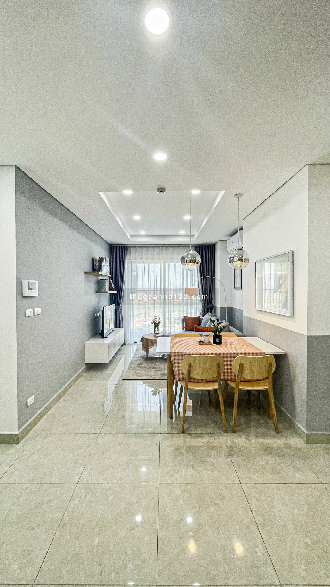 Cho thuê căn góc 2 ngủ 2 vệ sinh The Minato Residence giá 17 triệu bao phí quàn lý