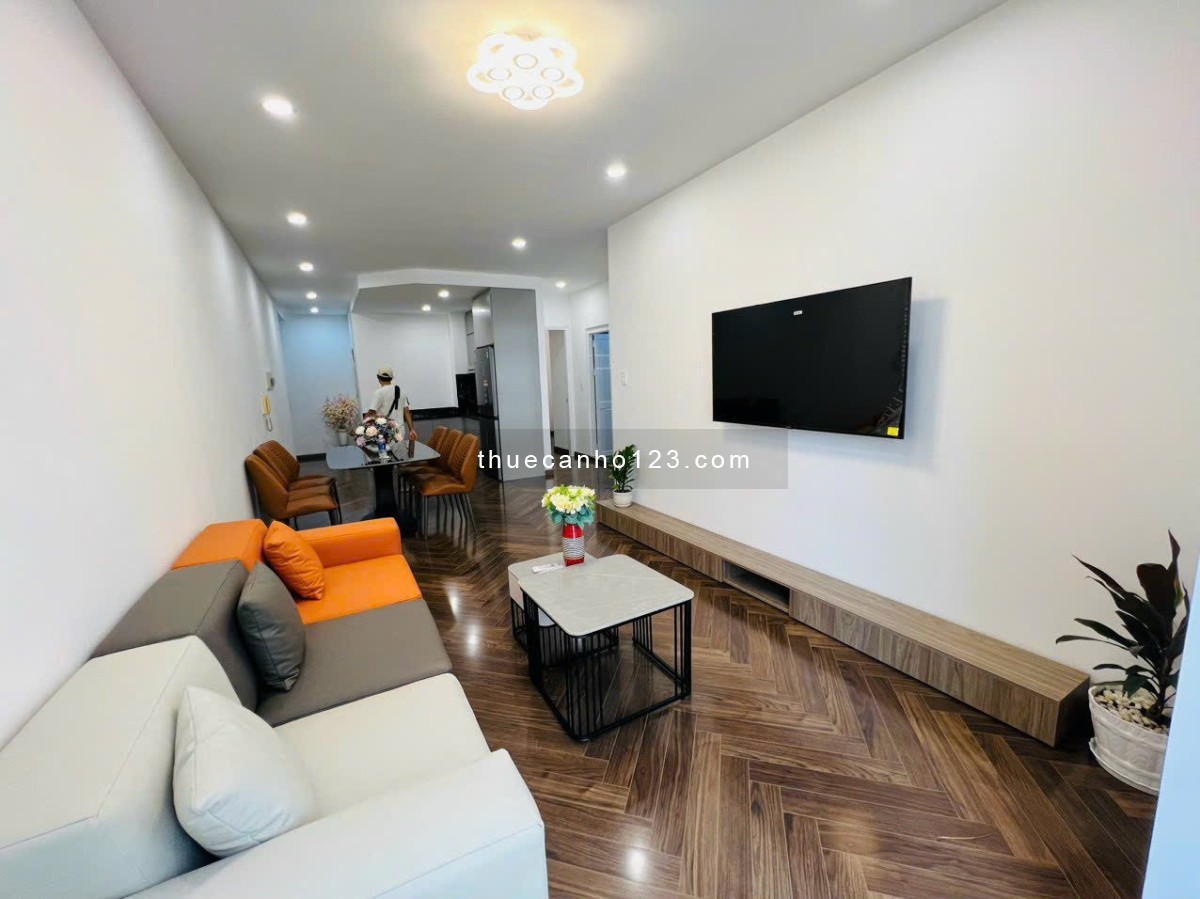 Cho thuê căn hộ Sky gaden 281m2 thiết kế 2Pn 2wc 100% nội thất mới