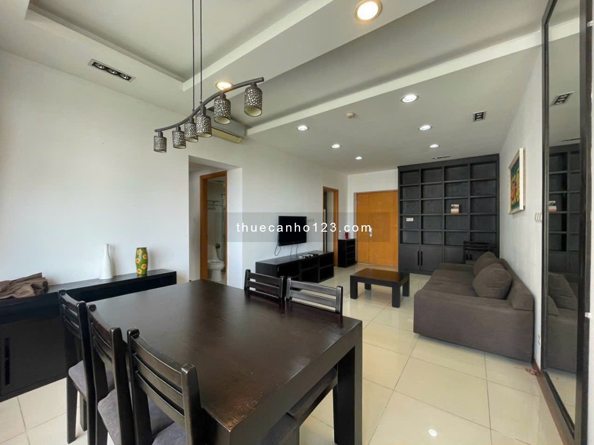 Cho thuê căn hộ Saigon Pearl, 2 phòng ngủ, lầu cao view đẹp, nội thất cao cấp giá 19 triệu/tháng