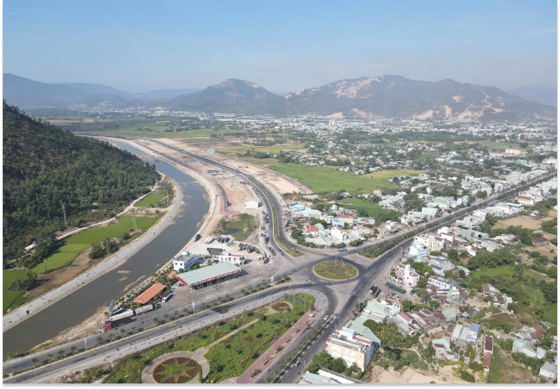 Quy Nhơn - Hạ tầng giao thông kết nối tốt Quy Nhơn - Hạ tầng giao thông kết nối tốt