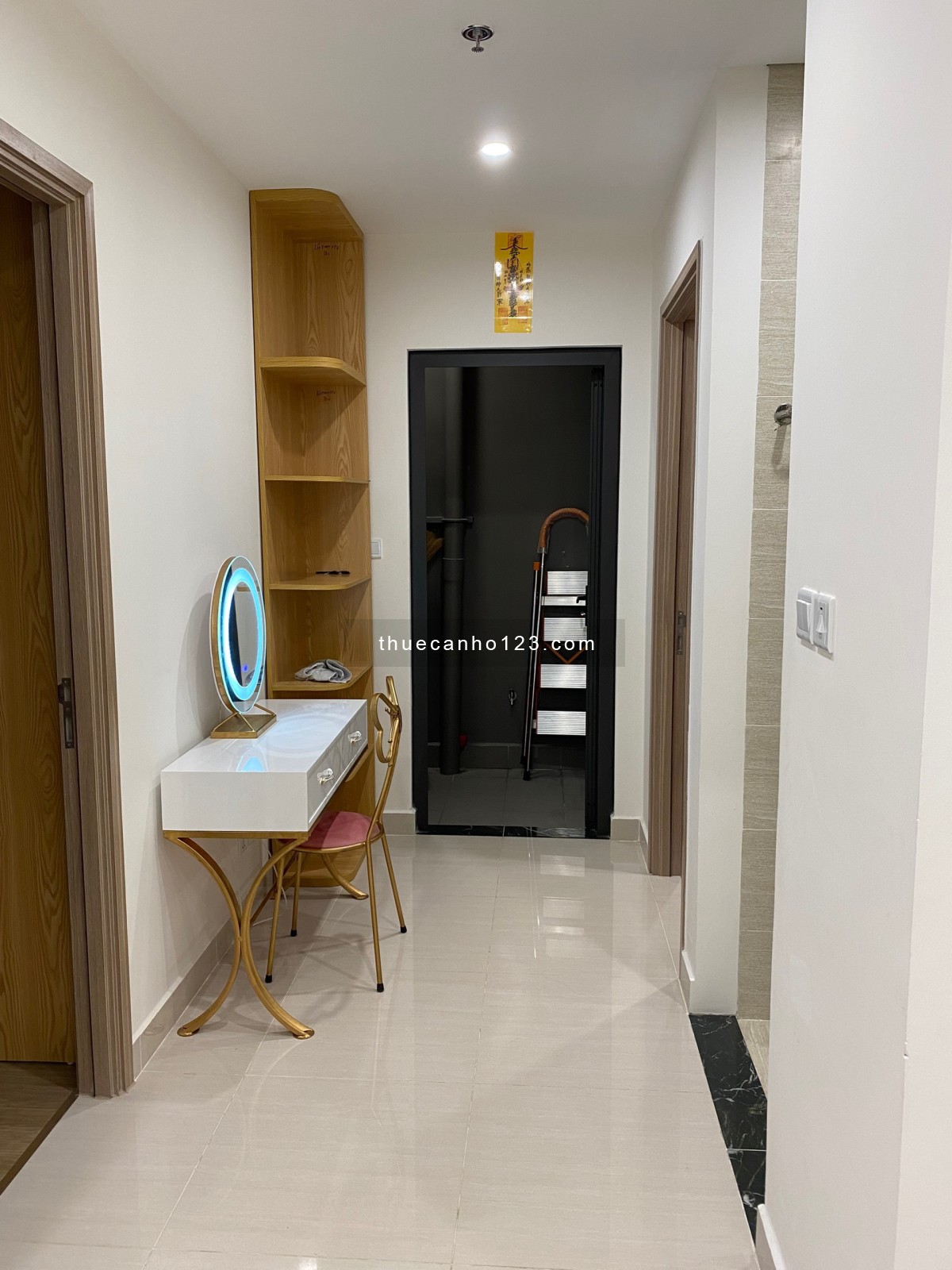 2N1WC full đồ đẹp lung linh 55m 11tr/tháng tòa S2 Vinhomes Smart City