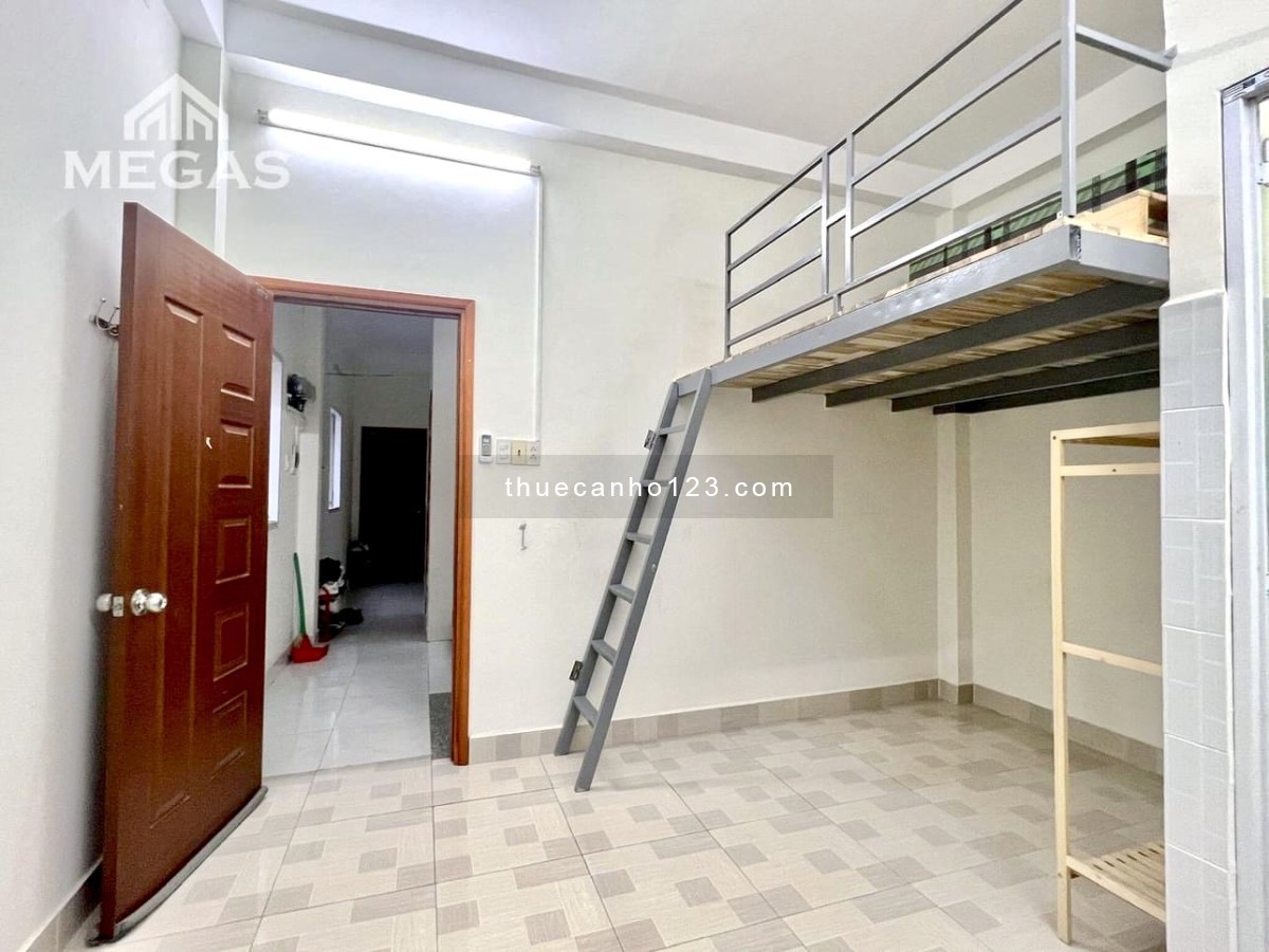 Caăn Hộ duplex Không giới hạn người ở giá rẻ Quận 1 dakao - gần CV Lê Văn Tám