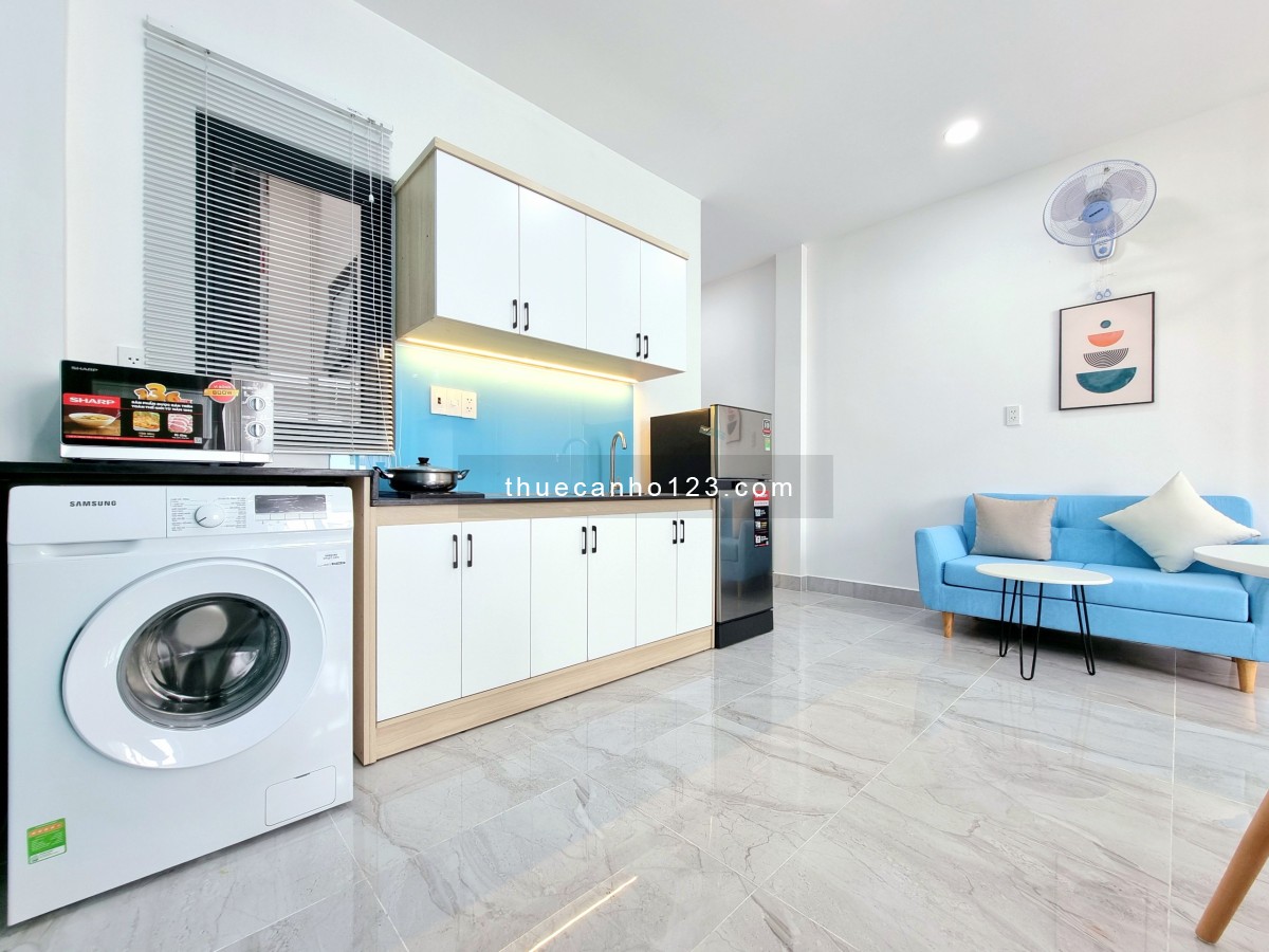 Cho thuê căn hộ 1 phòng ngủ - nội thất cao cấp - máy giặt riêng - gần đường Phan Đăng Lưu, Phú Nhuận