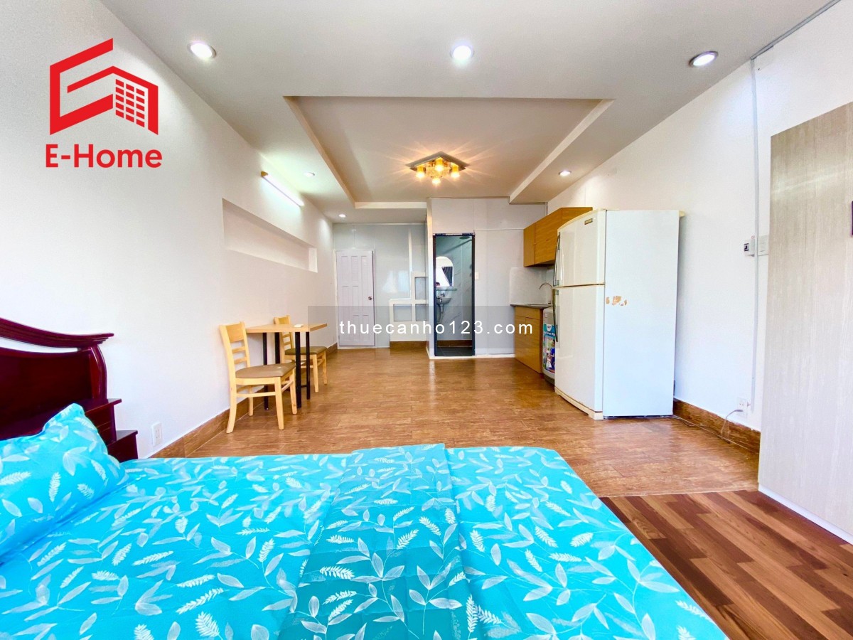 Khai trương căn hộ full nội thất, máy giặt riêng - 30m2 - có cửa sổ ngay Quốc Hương, Thảo Điền
